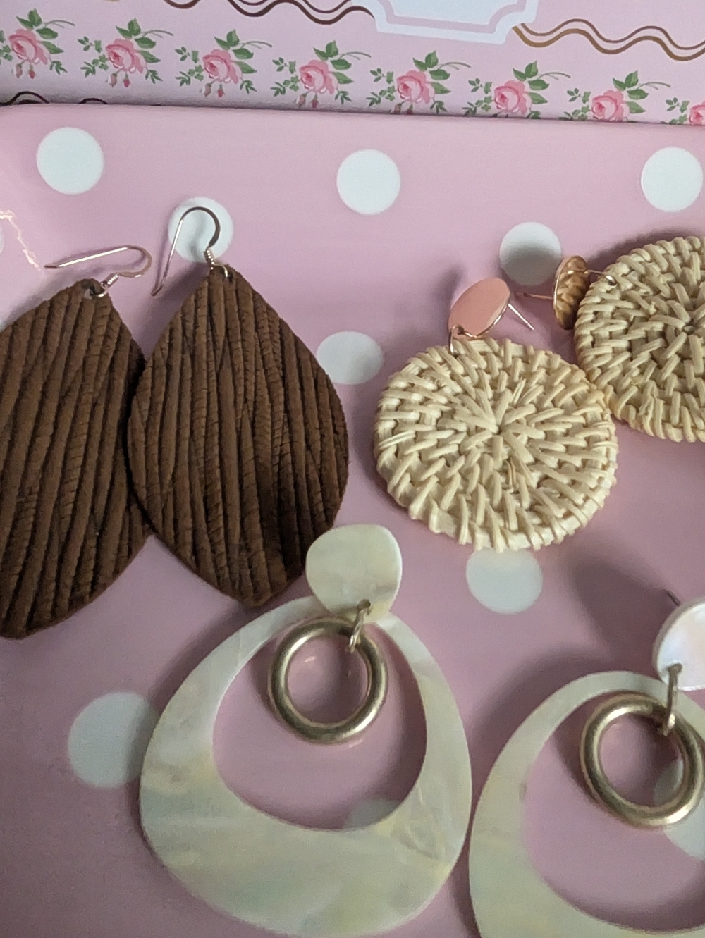 3 Prs Beach Themed Earrings Mother Of Pearl. Teardrop. Round Rattan Look Dangle